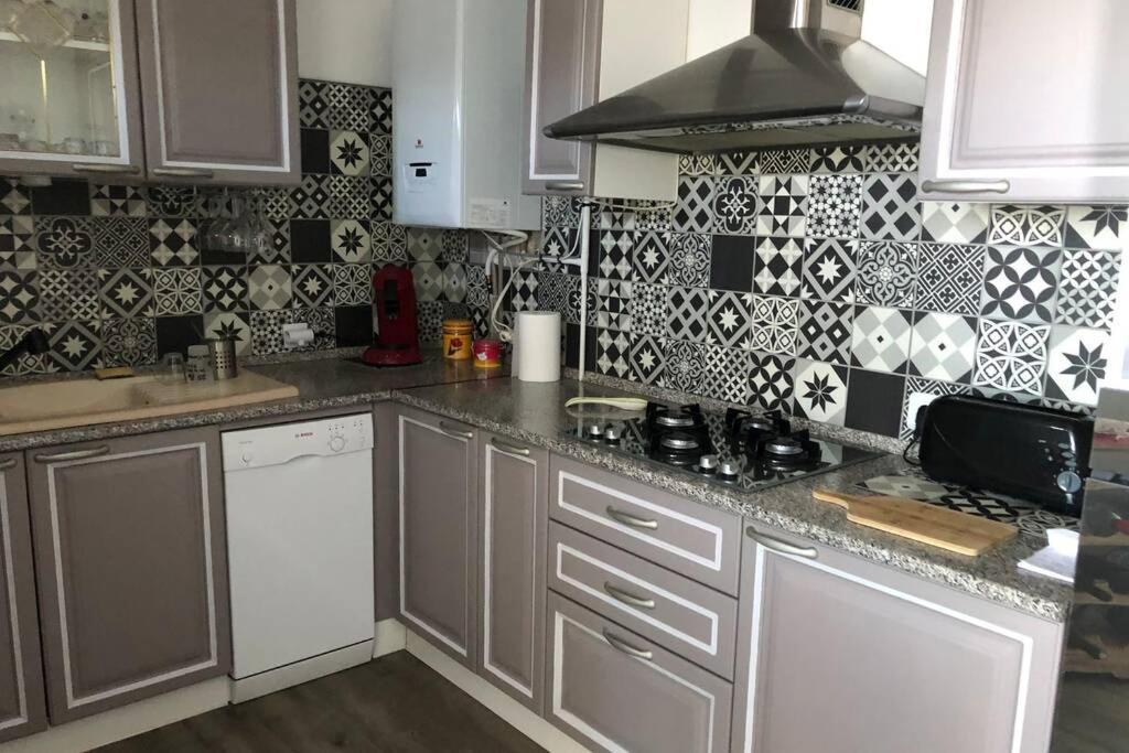 Appartement Vue Mer Avec Parking Gratuit Sur Place Bastia  Zewnętrze zdjęcie
